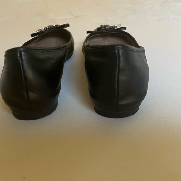 BCBGeneration Black Bow and Charm Embellished Ballet Flat shoe woman’s s… - Picture 4 of 11